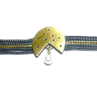 Perlenarmbänder