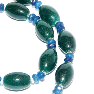 blau-grünes Einzelstück, Achatcollier, Edelsteinkette aus Oliven von Grünachat & facettierten Linsen von Blauachat, Länge 48 cm, Verschluß Metall, auf Stahlseil aufgefädelt - Goldschmiede Danilo