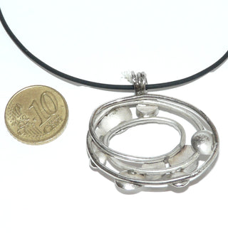 Handgefertigtes Einzelstück, großer Citrin-Anhänger aus 925 Silber, 4 ovale gelbe Citrin-Cabochons in Zargenfassungen gehalten, geschmorte Runddrähte, konzentrisch, oval, Spiralschlaufe - Goldschmiede Danilo