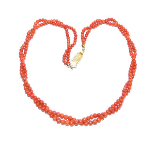 Antikes Einzelstück, orangerote, 2-reihige Korallenkette, Mittelmeer, Verlauf handpolierte Kugeln 2,5mm auf 5,2mm, aufgefädelt auf Seide, kurzer Strang 43,5cm, Gold-Doublé Schloß (nicht aus der Zeit) Spätviktorianisch um 1880 - Goldschmiede Danilo