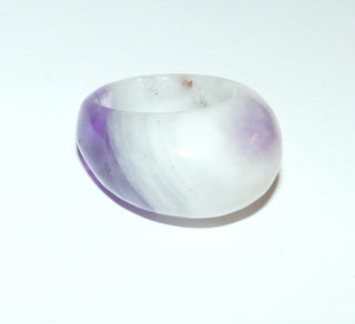 Einzelstück, Ring komplett aus Amethyst geschnitzt in Bandring-Form, pastellfarben in weiß-fliederfarben, Ringweite 56,5 -	Handgefertigtes Unikat! Nur im Danilo Gold Online Shop!
