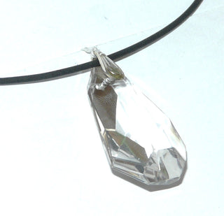 Einzelstück, großer facettierter Bergkristall-Anhänger mit einer Schlaufe aus 925 Silber, langes Pendel (Lieferung erfolgt ohne Kette) -	Unikatschmuck nur erhältlich im Onlineshop von Juwelier & Goldschmiede Danilo! 