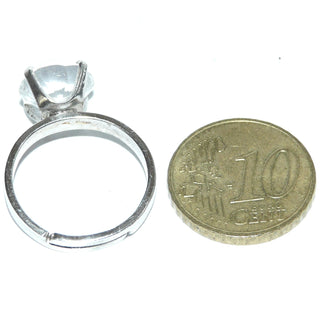 Einzelstück, schlichter Bergkristall-Ring, schmaler Ring auch als Antragsring geeignet, mit einer Krönchen-Fassung aus 925 Silber, runder, funkelnd facettierter Bergkristall, 4-Krapper-Chaton, poliert, verstellbare Ringweite bis ca. 60. Paßt zu Anhänger An 0208. (Kennen Sie Ihre Ringweite? Dann geben Sie diese bei der Bestellung an, und wir stellen diese Weite vorab für Sie ein!) - Nur erhältlich bei www.danilogold-shop.de