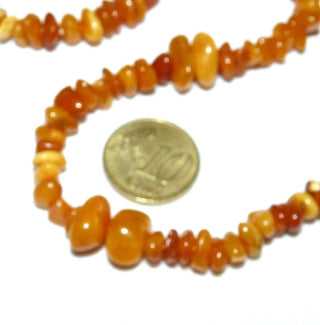 Einzelstück, Bernstein-Kette aus kleinen polierte, Nuggets + in der unteren Hälfte 5 x 2 größere Nuggets, helles gelb-orange, ungeknotet, Dreh-Verschluß aus Gold-Doublé, Gesamtlänge 44 cm -	Nur erhältlich bei www.danilogold-shop.de