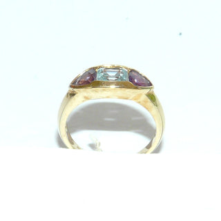 Einzelstück, Blautopasring, Amethystring aus massiv 585 Gold mit einem funkelnd facettierten, aquamarinblaue Topas-8-Eck & zwei fliederfarbene Amethyst-Triangel luftig in Reihe aneinander gesetzt, poliert, Ringweite 57 - Goldschmiede Danilo