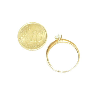 Einzelstück, Blautopasring, Solitärring, auch als Verlobungsring aus 585 Gold mit einem runden, funkelnd facettierten, hellblauen Edeltopas in 6 Krappen gehalten, dreieckige Ringschiene, poliert, Ringweite 55,5 - Goldschmiede Danilo