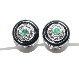 Einzelstücke, Clip-Stecker aus 925 Silber, mit je 1 Grünachat-Cabochon, einem Onyx-Ring + einem Markasiten-Kranz, Repliken gefertigt im "Art-Deco-Stil", besonders guter Sitz am Ohr aufgrund der Clip-Mechaniken, kein Kippen! -	Unikatschmuck nur erhältlich im Onlineshop von Juwelier & Goldschmiede Danilo! 