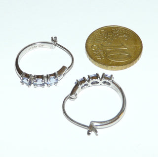 Einzelstücke, Creolen aus 925 Silber mit je 3 ovalen, funkelnd facettierten Tansaniten in 4-Krapper-Chatons -	Unikate und Pretiosen nur erhältlich im Onlineshop der Goldschmiede Danilo