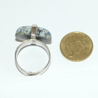 Handgefertigtes Einzelstück, ovaler, gefleckter K2-Silberring in schöner azurblauer Marmorierung / Granit mit Azurit, 925 Silber, der Stein wird mit einem Silberband gehalten, Ringweite 57,5  - Goldschmiede-Danilo