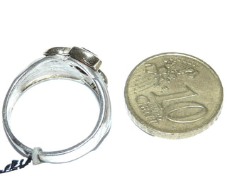 Einzelstück, Unikat-Granat-Ring mit einem asymmetrischen Oberteil aus 925 Silber. Bogen + Zargenfassung vergoldet, mit einem tropfenförmigen, funkelnd facettierten Granat in schöner roter Farbe + einem runden Zirkonia als Brillant-Replik, Ringweite 57