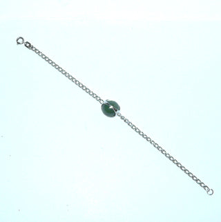 Einzelstück, Vintage Jade-Armband aus 835 Silber, kegelförmiger Jade-Cabochon, Gesamtlänge 18 cm, Federringverschluß, 1960-er Jahre -	Nur erhältlich im Onlineshop von Juwelier & Goldschmiede Danilo!