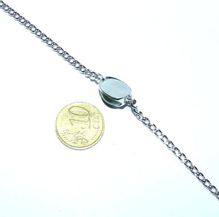 filigranes Einzelstück, Vintage-Jade-Armband aus 835 Silber, grüner, kegelförmiger Jade-Cabochon über den ein Silberstreifen läuft, Gesamtlänge 18 cm im Panzermuster, Federring, 1960-er Jahre - Nur erhältlich im Onlineshop von Juwelier & Goldschmiede Danilo!