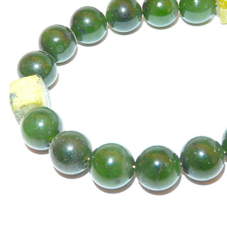 grünes Einzelstück, Unikat-Jadecollier, Edelsteinkette aus Kugeln 10 mm der dunkel olivgrünen Nephrit-Jade & Würfeln 8x8 mm aus Chita-Jade / Serpentin-Varietät, Läng 49 cm, Verschluß Gold-Doublé, in unserer Werkstatt designt und aufgefädelt auf Stahlseide - Goldschmiede Danilo