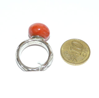 Natürliches Einzelstück, Korallen-Ring, eine Mariage aus einem modernen Ring in massivem 925 Silber & einem antiken Korallen-Bouton, Durchmesser 14,5 mm, poliert, florale Erhebungen auf der Ringschiene, Ringweite 55,5 - Goldschmiede-Danilo