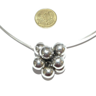 Einzelstück, Unikat-Kugel-Anhänger aus 925 Silber, 9 polierte, beweglich zusammengehaltene Kugeln / Knäul, Durchmesser je 10 mm - Goldschmiede Danilo 