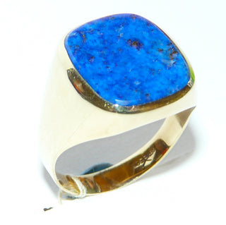 Königsblaues Einzelstück, leuchtend blauer Lapislazuliring, ein klassischer Herrenring, Siegelring aus 585 Gold mit einem flachen, abgerundeten Lapislazuli-Quadrat mit sehr schöner Maserung, glatte polierte Goldflächen, Ringweite 65,5 - Goldschmiede Danilo