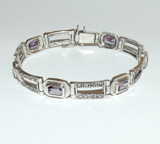 Einzelstück, Glieder-Armband aus 925 Silber mit 6 facettierten Amethyst-Rechtecken + Markasiten in den Stegen, Länge18 cm, mit untergearbeitetem verdeckten Verschluß, Scharnierbewegungen -	Unikatschmuck nur erhältlich im Onlineshop von Juwelier & Goldschmiede Danilo! 