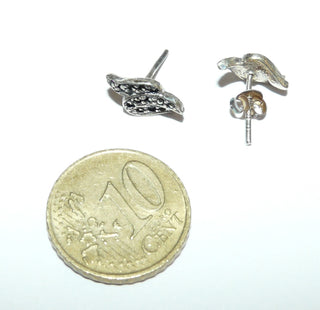 Einzelstücke, Markasit-Ohrstecker aus 925 Silber in Form von drei nebeneinander angeordneten, geschwungenen Streifen, ausgefaßt mit Markasiten, Replik im Stil um 1900 -	Nur erhältlich im Onlineshop von Juwelier & Goldschmiede Danilo!