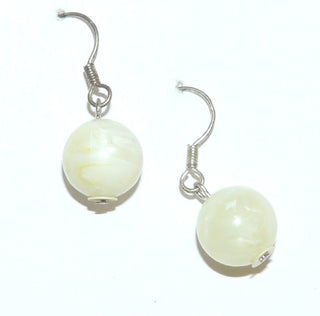 Einzelstücke, Ohrhänger aus 925 Silber mit je einer Kugel aus Perlmutt mit einem Durchmesser von ca. 12 mm, Fischerhaken -	Einzelstücke nur erhältlich bei www.danilogold-shop.de
