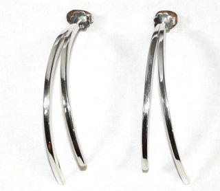 Einzelstücke, Handarbeiten, lange Ohrstecker aus massiv 925 Silber gefertigt, aus je 2 vierkantigen Streben, gebogen wie eine Steckcreole, Länge ca. 47,5 mm - Handarbeiten online bestellen bei Juwelier & Goldschmiede Danilo!