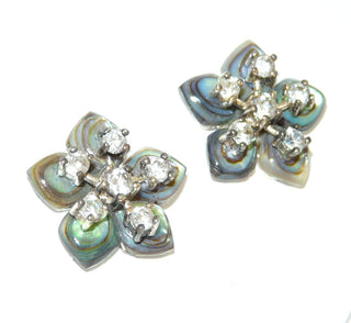 Einzelstücke, Ohrstecker "Sternblüte" aus 925 Silber, in Blütenform ausgesägte grün-bläulich schimmernde Paua-Muschel, auch See-Opal genannt, mit je 6 funkelnden Zirkonia in 4-Krapper-Chatons -	Unikate und Pretiosen nur erhältlich im Onlineshop der Goldschmiede Danilo!