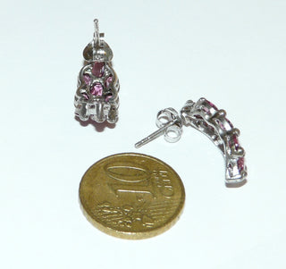 Einzelstücke, Ohrstecker aus 925 Silber mit je 10 funkelnd facettierten, navetteförmigen Rhodolithen - dunkelrosa-farbenen Granaten -	Unikate und Pretiosen nur erhältlich im Onlineshop der Goldschmiede Danilo!