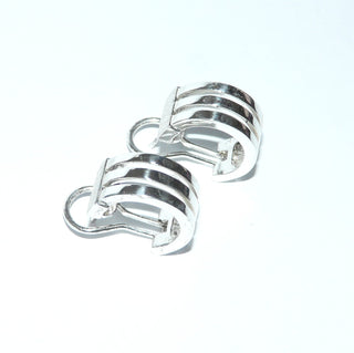 Einzelstücke, Ohrstecker, Steck-Creole, Clip-Stecker bestehend aus 3 Streben in 925 Silber, poliert + am Ansatz mattiert, Sitz ähnlich einer Steck-Creole, aber durch die Clipmechanik viel sicherer und angenehmer -	Unikatschmuck nur erhältlich im Onlineshop von Juwelier & Goldschmiede Danilo! 