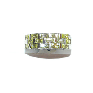 Olivgrünes Einzelstück, Kristall-Bandring aus massiv 925 Silber, funkelnd facettierte Zirkonia in gelbgrün im Baguette-Schliff als Olivin-Repliken, Ringweite 56,5 - Goldschmiede-Danilo