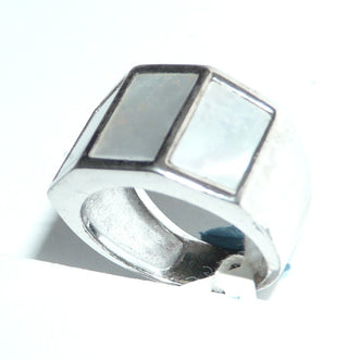 Einzelstück, Partnerring, Ring "Perlmutt-Dach" aus 925 Silber mit 3 rechteckigen Platten aus weißem Perlmutt, umrundet von einem Silberrand, poliert, Ringweite 50 (+ 60 Artikel Nr. Ri 0409-B) -	Unikatschmuck nur erhältlich im Onlineshop von Juwelier & Goldschmiede Danilo! 