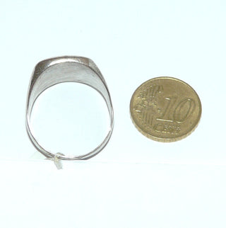 rechteckiges Einzelstück, Vintage-Herrenring aus 925 Silber, Mosaik-Einlagen aus Türkis, Koralle, Perlmutt & Lava, wahrscheinlich indianische Arbeit mit Gravuren auf den Seitenflächen, um 1970, Ringweite 68 - Goldschmiede-Danilo