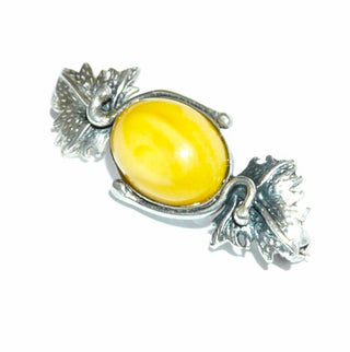 Retro-Vintage-Einzelstück, Bernsteinbrosche aus 925 Silber in den Tiefen geschwärzt, mit einem sonnengelben ovalen Butterscotch-Bernstein, Weinblätter, Kugelsicherung, um 1975 - Goldschmiede Danilo