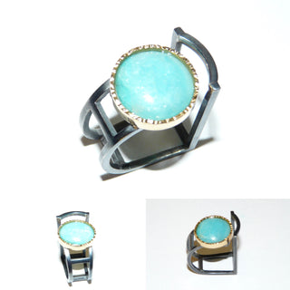 Handgefertigter Unikat-Ring mit Paraiba-Turmalin 9,46 Karat, 925 Silber Streben geschwärzt / Oxidiert, Fassungsrand 750 Gelbgold strukturiert, Ringweite ca. 65 - erhältlich im Onlineshop von Juwelier & Goldschmiede Danilo aus Hameln!"