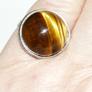 Einzelstücke, Ring-Set aus versilbertem Metall mit einem Tigerauge-Cabochon + einem Bergkristall mit Turmalin-Nadeln, Ringweite verstellbar um 52 -	Einzelstücke nur erhältlich bei www.danilogold-shop.de