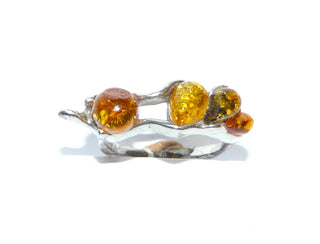 Einzelstück, offener Ring aus 925 Silber mit 4 kleinen natürlichen Bernstein-Cabochons in unterschiedlichen Farbtönen, Ringweite 52-	Unikate und Pretiosen nur erhältlich im Onlineshop der Goldschmiede Danilo!