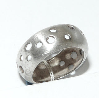 Einzelstück, Ring "Sternenzelt" aus 925 Silber, gleichlaufend, teilmassiv, mit halbrundem Querschnitt, kreisförmige Durchbrüche, seidenmatt, Ringweite 48 -	Unikatschmuck nur erhältlich im Onlineshop von Juwelier & Goldschmiede Danilo! 