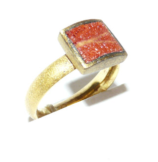 Einzelstück, roter Schaumkorallen-Ring aus 925 Silber vergoldet, innen poliert außen diamantiert / matt, Koralle im Quadrat, Ringweite 53,5 - Goldschmiede-Danilo