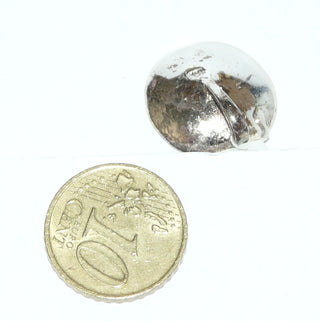 Schlichtes Einzelstück, schalenförmiger Anhänger aus massiv 925 Silber, matt mit polierten Akzenten, 3 aufgelötete Kugeln in der Schale asymmetrisch verteilt, verdeckte Öse - Goldschmiede Danilo
