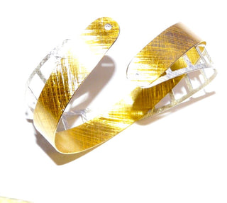 flexible Armspange aus 925 Silber, teilweise vergoldet, ca. 59 mm x 53,5 mm , tragbar mit der Öffnung nach oben oder nach unten -	Nur erhältlich im Onlineshop von Juwelier & Goldschmiede Danilo!