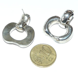 Einzelstücke, Ohrstecker als kurze Ohrhänger aus 925 Silber, poliert, Schlaufe, an der der Stift sitzt + beweglich angehängtes Oval, Mexiko - Goldschmiede Danilo