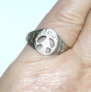 Einzelstück, 925 Silberring JÖD mit Halbkreisdurchbrüchen & Schnörkelornamenten, Biker- & Gothic-Stil, seidenmatt, Ringweite 59,5 - Goldschmiede Danilo