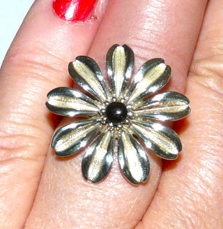 Einzelstück, Blumen-Ring "Sonnenblume" aus 925 Silber mit einem runden braunen Rauchquarz-Cabochon in der Mitte, sicher gehalten durch einer 9-Krapper-Fassung, Ringweite 55,5 - Einzelstücke nur erhältlich bei www.danilogold-shop.de
