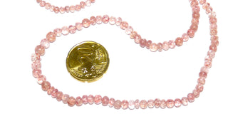 Einzelstück, Steinkette, Kugelkette, pastell-rosa Himbeerquarz, leichter Verlauf, Verschluß 925 Silber vergoldet, Länge 49cm - -Unikate + Einzelstücke nur im Onlineshop von Goldschmiede Danilo!