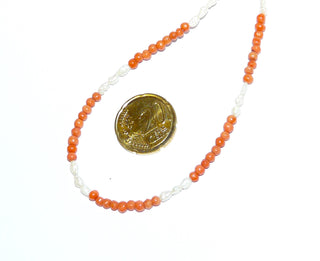 Einzelstück, Steinkette Vintage-Korallen-Kugeln in orange-rot + Reiskorn-Perlen, Verschluß Gold-Doublé Länge 43,5 cm -	Besondere Handarbeiten online bestellen nur bei Juwelier & Goldschmiede Danilo!