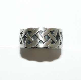 Einzelstück, Trauring, Ring aus 925 Silber "Keltischer Knoten", gleichlaufend, tief eingearbeitetes Muster, in den Tiefen geschwärzt, seidenmatt, massiv, Ringweite 59,5 -	Unikatschmuck nur erhältlich im Onlineshop von Juwelier & Goldschmiede Danilo! 