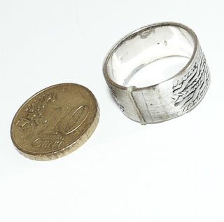 Einzelstück, Trauring, breiter flacher Ring "Kettenmuster" aus 925 Silber, gleichlaufend mit eingearbeitetem Muster, in den Tiefen geschwärzt, seidenmatt + massiv, Ringweite 59,5 -	Unikate und Pretiosen nur erhältlich im Onlineshop der Goldschmiede Danilo!