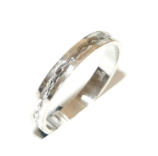 Einzelstück, Trauring, Freundschaftsring, schmaler Ring aus 925 Silber, gleichlaufend mit eingraviertem funkelnden Facetten-Muster, poliert, Ringweite 53,5 -	Nur erhältlich bei www.danilogold-shop.de