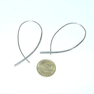 Unikat-Ohrringe, Einzelstücke, Handarbeit, Einhänger "lange Creolen" aus 925 Silber, ca. 62 mm x 28 mm, pfiffige Verschlußlösung durch Eigenspannung, ein Ende flach geschmiedet-	Handgefertigter Schmuck nur erhältlich bei www.danilogold-shop.de 