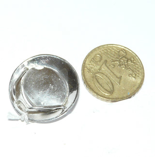 Handgefertigtes Einzelstück, Unikat Opal-Anhänger "Blue Eye" aus 925 Silber mit einem ovalen, blau-grün-rot schillernden australischer Opal, ovaler Stein in einer runden aufgetieften Fläche mit Luftschnitten versehen, poliert, verdeckte Öse (Lieferung erfolgt ohne Kette) -	Handgefertigtes Unikat! Nur im Onlineshop von Juwelier & Goldschmiede Danilo!