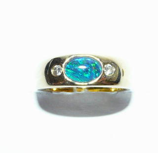 Handgefertigtes Einzelstück, Unikat-Ring, klassischer Bandring aus massivem 585 Gold mit einer australischen, herrlich blau-grün-schillernden, ovalen Opal-Triplette sowie 2 Brillanten von zusammen 0,10 Karat, Ringweite 53, auch als Herrenring geeignet -	Handgefertigter Schmuck nur erhältlich bei www.danilogold-shop.de 