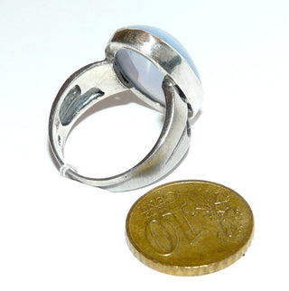 Handarbeit, Einzelstück, Ring aus 925 Silber mit einem großen ovalen, hellblauen Chalcedon, ca. 24 mm x 16,8 mm, Schiene oben gerieft, Ringweite 63 -	Handgefertigter Schmuck nur erhältlich bei www.danilogold-shop.d